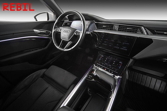 Audi e-tron Sportback 14 of 30