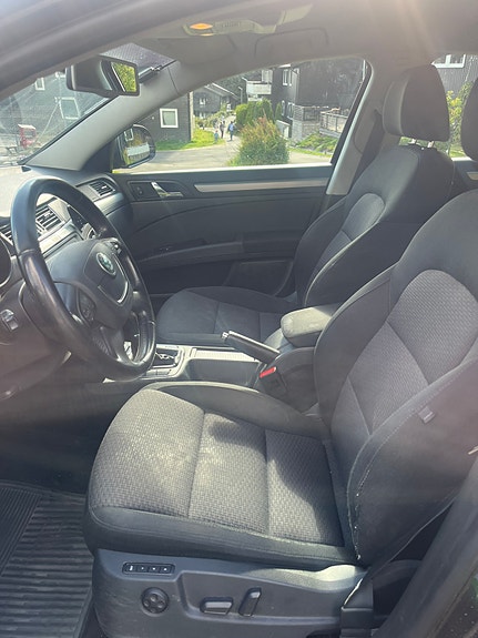 Skoda Superb 9 of 19
