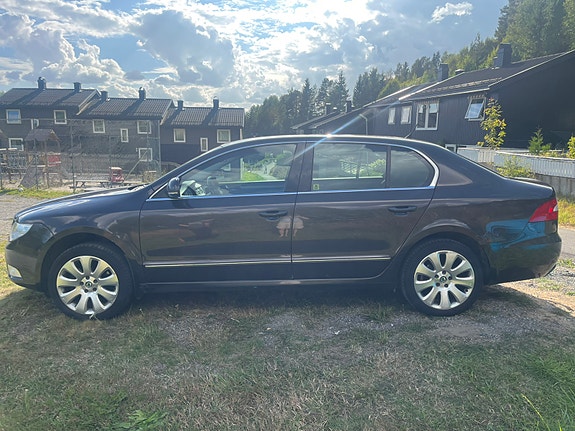 Skoda Superb 4 of 19
