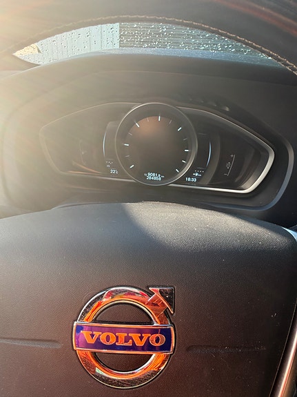 Volvo V40 17 of 22