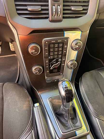 Volvo V40 18 of 22