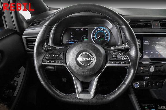 Nissan Leaf 12 of 26