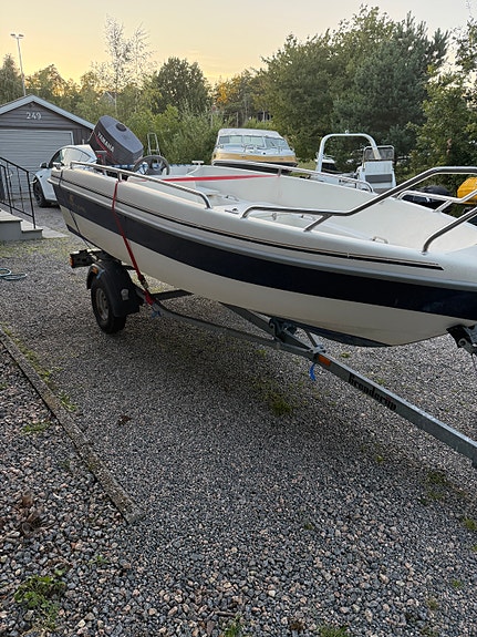 Yamaha 30 hk 3 syl DETO 2003 Lang stamme m/el.tilt og el.start autolube 2 of 6