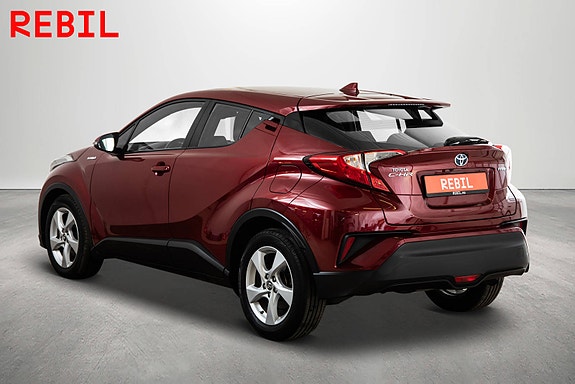 Toyota C-HR 5 of 22