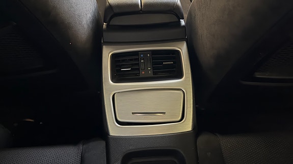 BMW 320d 10 of 12