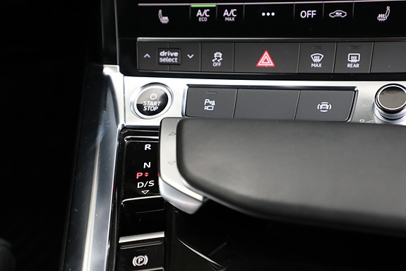 Audi Q8 e-tron 20 of 30