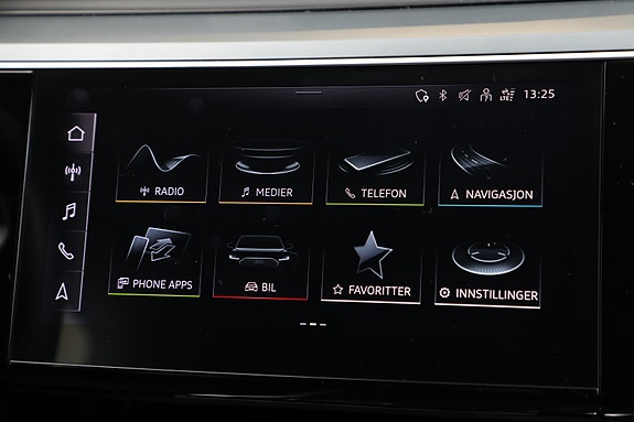 Audi Q8 e-tron 29 of 30