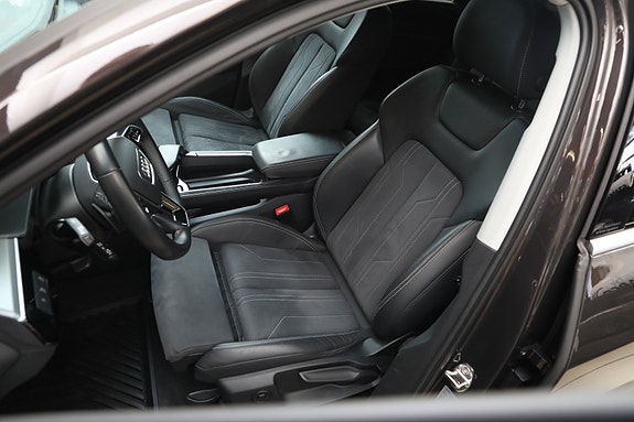 Audi Q8 e-tron 26 of 30