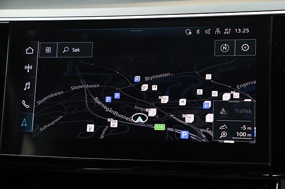 Audi Q8 e-tron 27 of 30