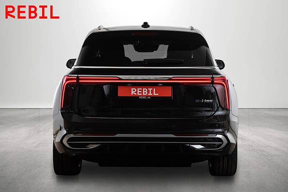 Hongqi E-HS9 6 of 30