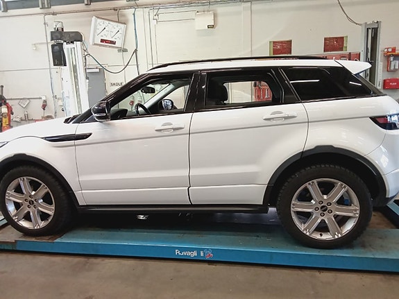 Land Rover Range Rover Evoque 5 of 19