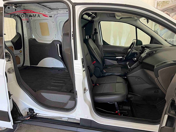Ford Transit Connect 22 of 24
