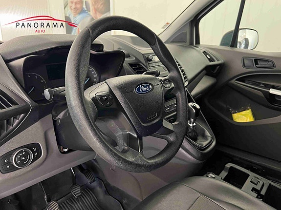 Ford Transit Connect 11 of 24