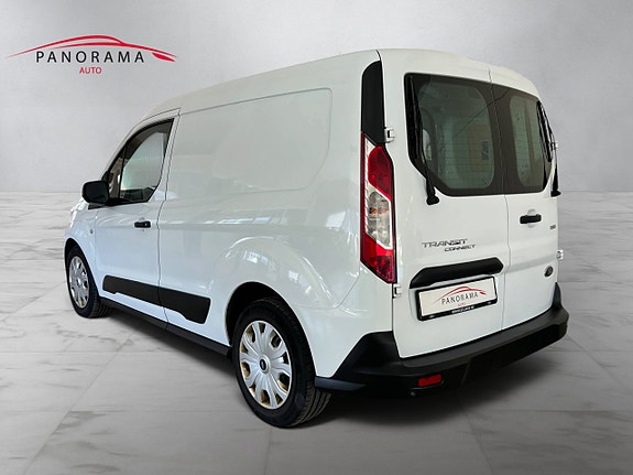 Ford Transit Connect 3 of 24