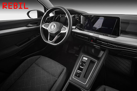Volkswagen Golf VIII 14 of 25
