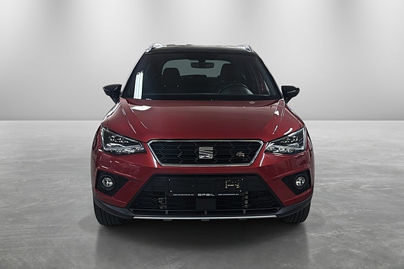 Seat Arona 8 of 20