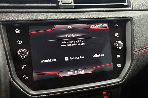 Seat Arona 17 of 20