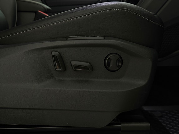 Volkswagen Tiguan 24 of 30
