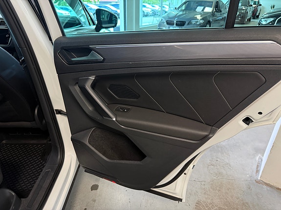 Volkswagen Tiguan 22 of 30