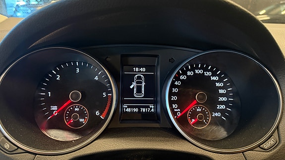 Volkswagen Golf IV 5 of 16