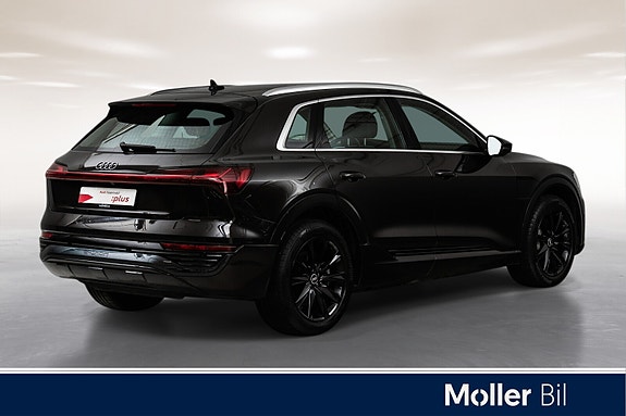 Audi Q8 e-tron 2 of 18