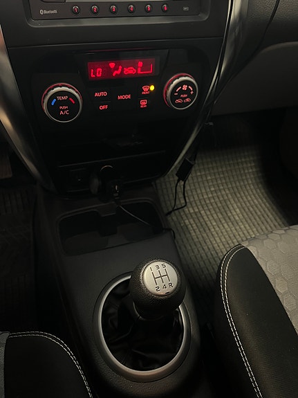Suzuki SX4 15 of 19