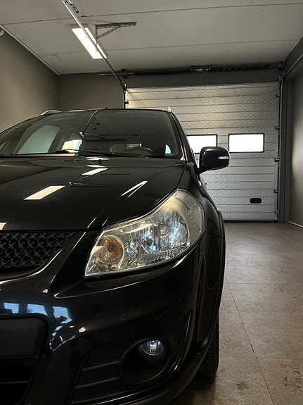 Suzuki SX4 8 of 19