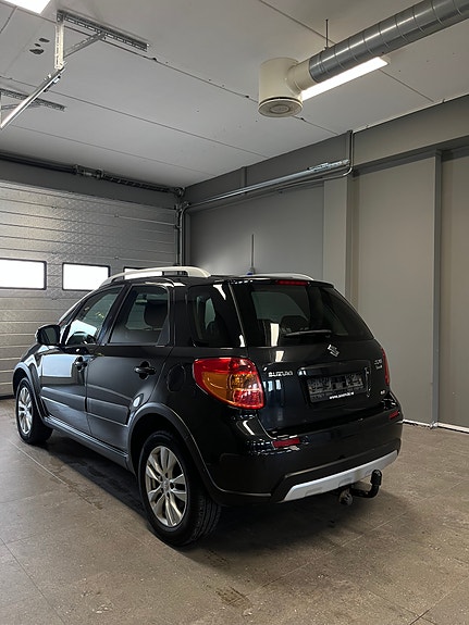 Suzuki SX4 7 of 19