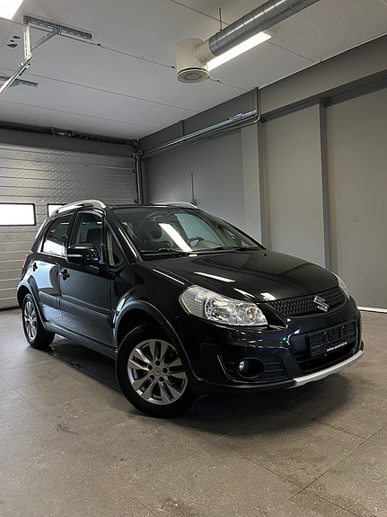 Suzuki SX4 3 of 19
