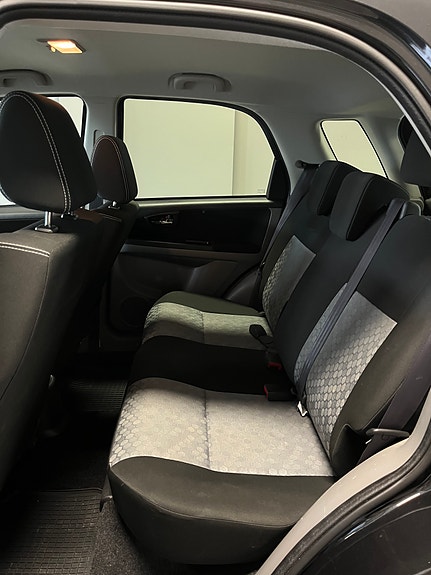 Suzuki SX4 12 of 19