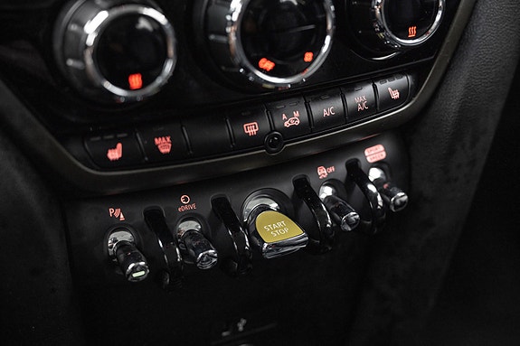 MINI Countryman Cooper SE 14 of 21
