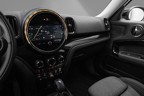 MINI Countryman Cooper SE 11 of 21