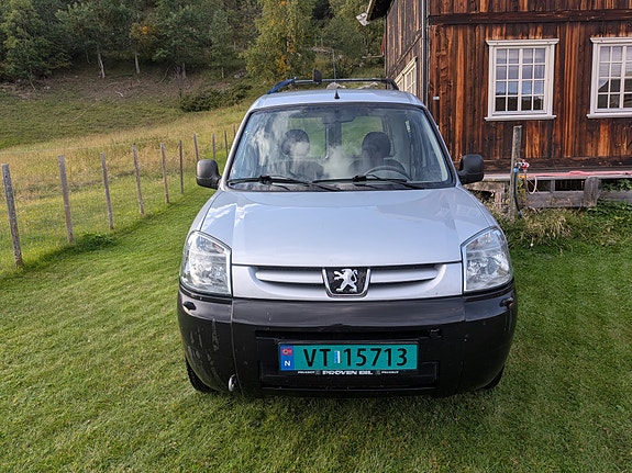 Peugeot Partner 3 of 12