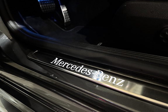 Mercedes-Benz C200 21 of 30