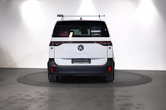 Volkswagen ID. Buzz 7 of 27