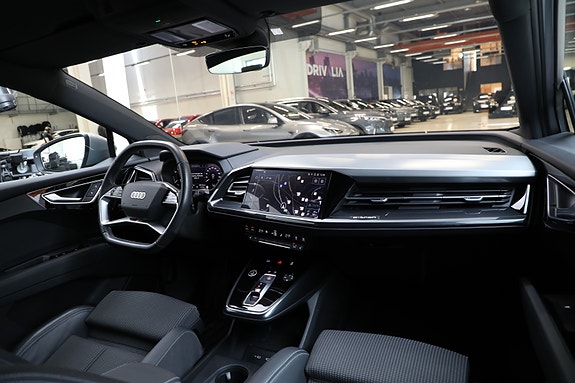 Audi Q4 e-tron 14 of 30