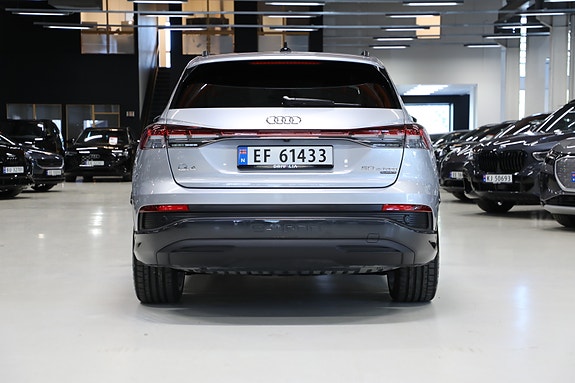 Audi Q4 e-tron 7 of 30