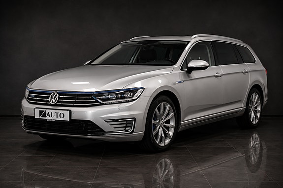 Volkswagen Passat 3 of 29