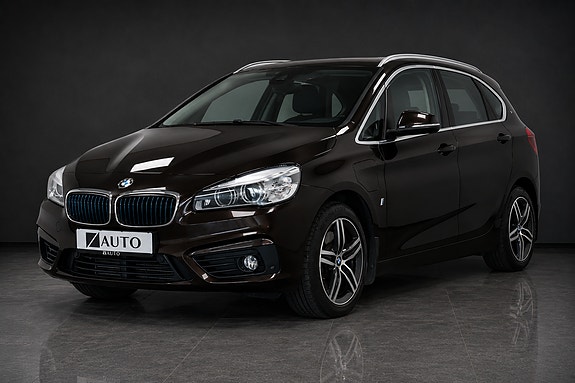 BMW 225xe 3 of 30
