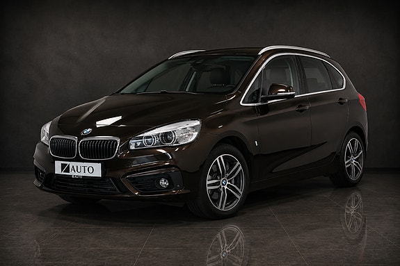 BMW 225xe 3 of 29