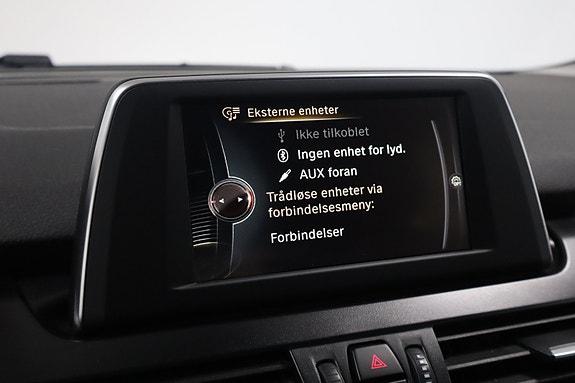 BMW 225xe 15 of 29