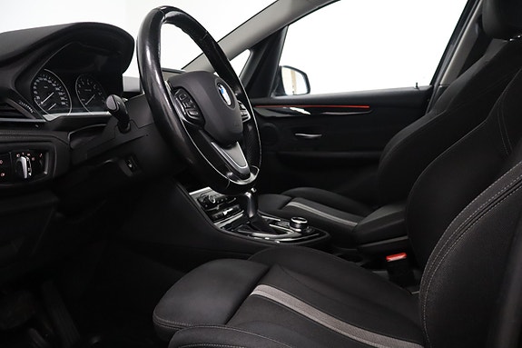 BMW 225xe 6 of 29