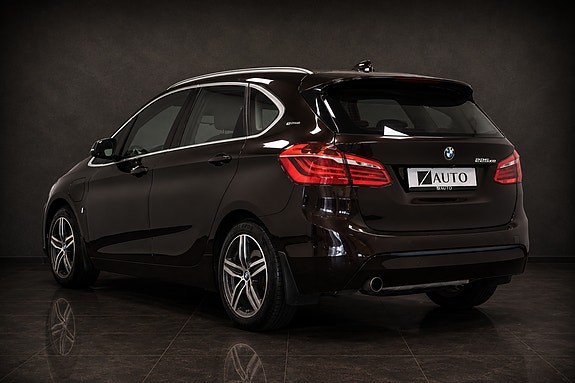BMW 225xe 4 of 29