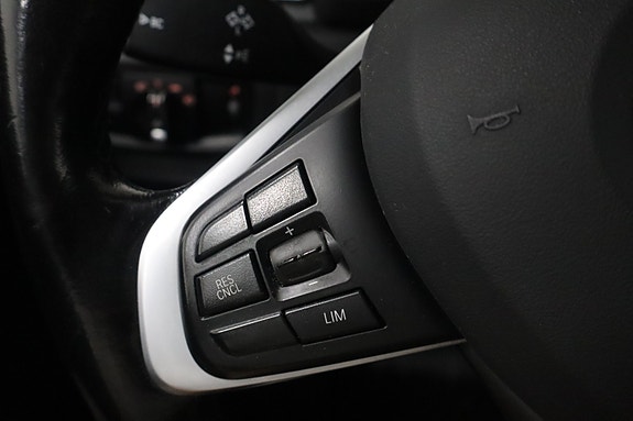 BMW 225xe 9 of 29