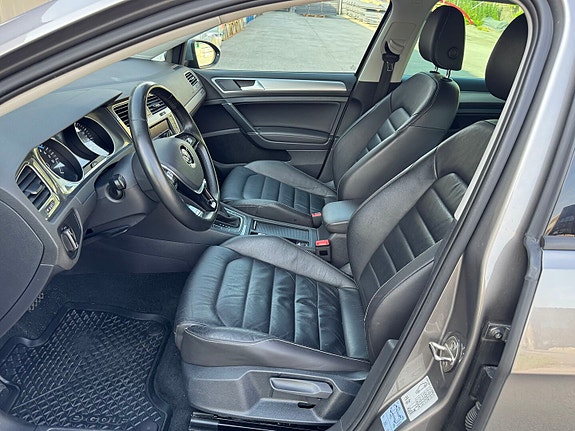Volkswagen e-Golf VII 8 of 30