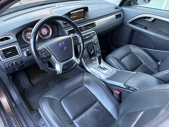 Volvo XC70 7 of 22