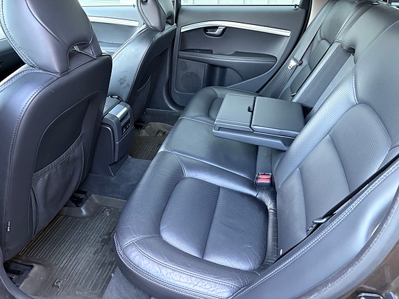 Volvo XC70 20 of 22