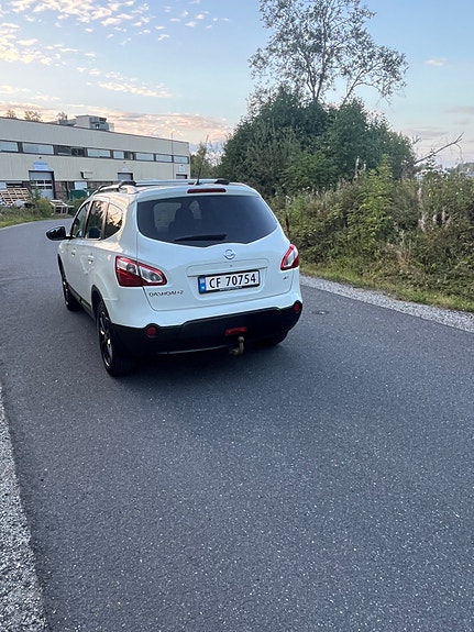 Nissan Qashqai+2 8 of 17