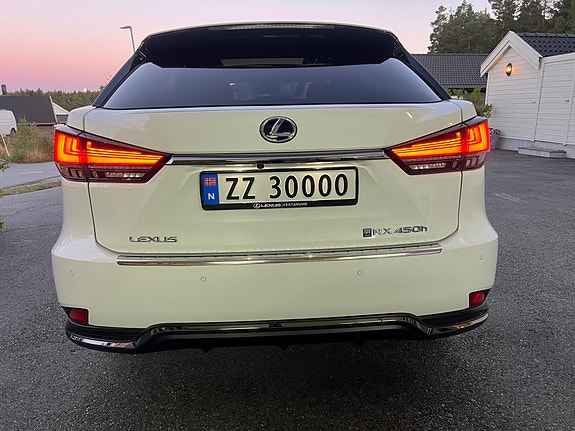 Lexus RX450h 17 of 30