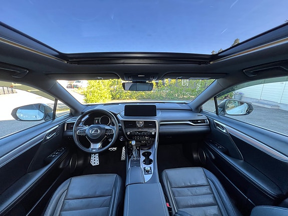 Lexus RX450h 25 of 30